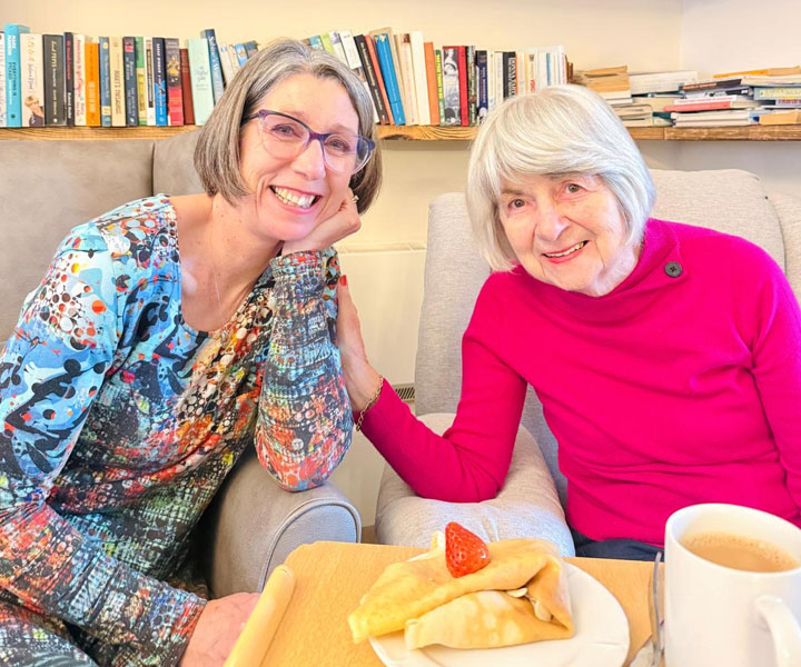 Dementia Support Home - Buckinghamshire Care Home - Kingfishers Care Home