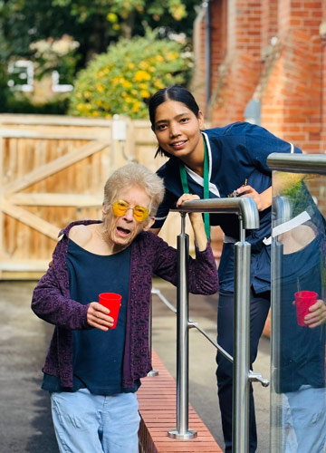 Bbq And Live Music Bring Community Together At Kingfishers Care Home
