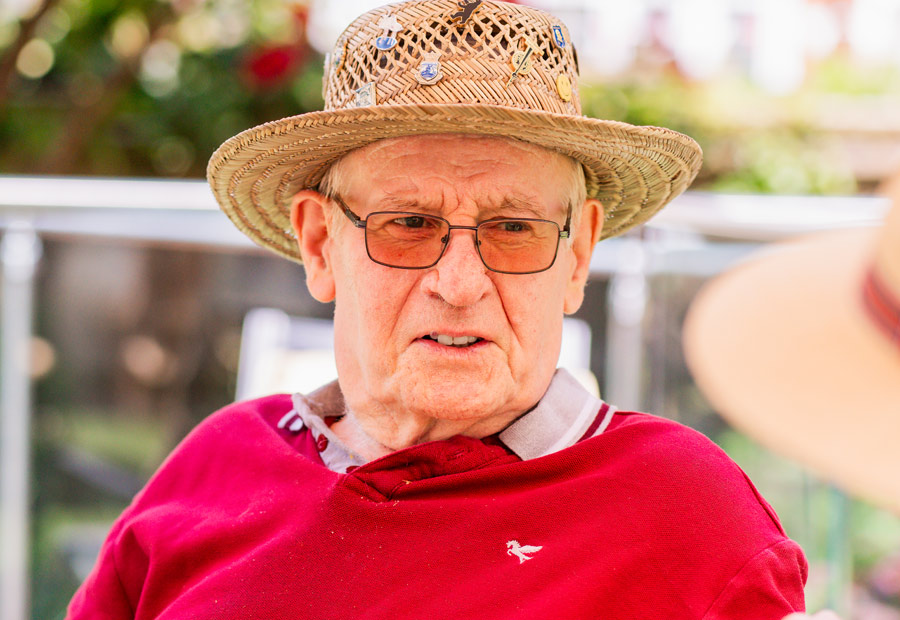 Best Care Home in Buckinghamshire - Resident In The Garden